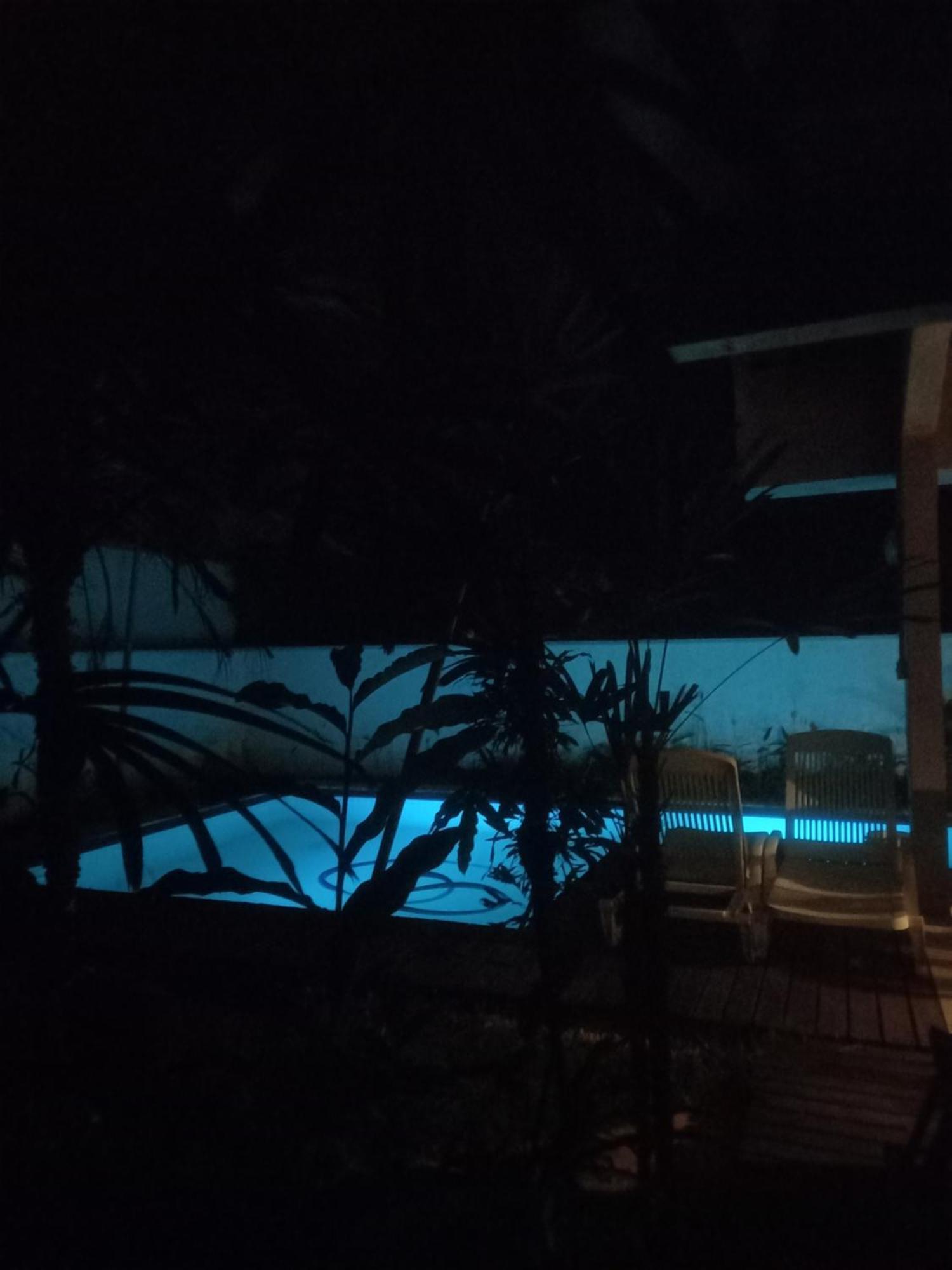 Suite No Condominio Itamambuca - Muito Perto Da Praia !!! Ubatuba Exterior photo
